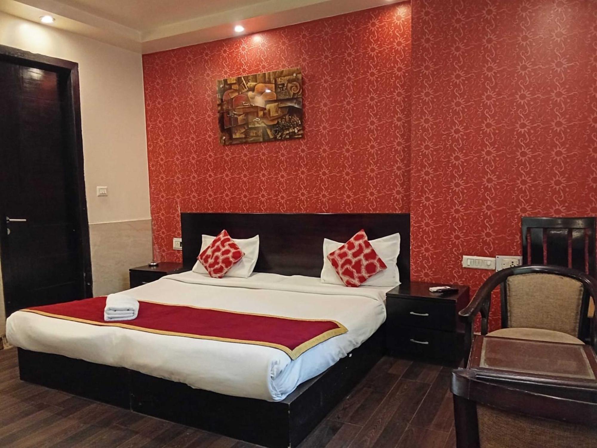 Hotel Paschim Vihar Delhi Zewnętrze zdjęcie